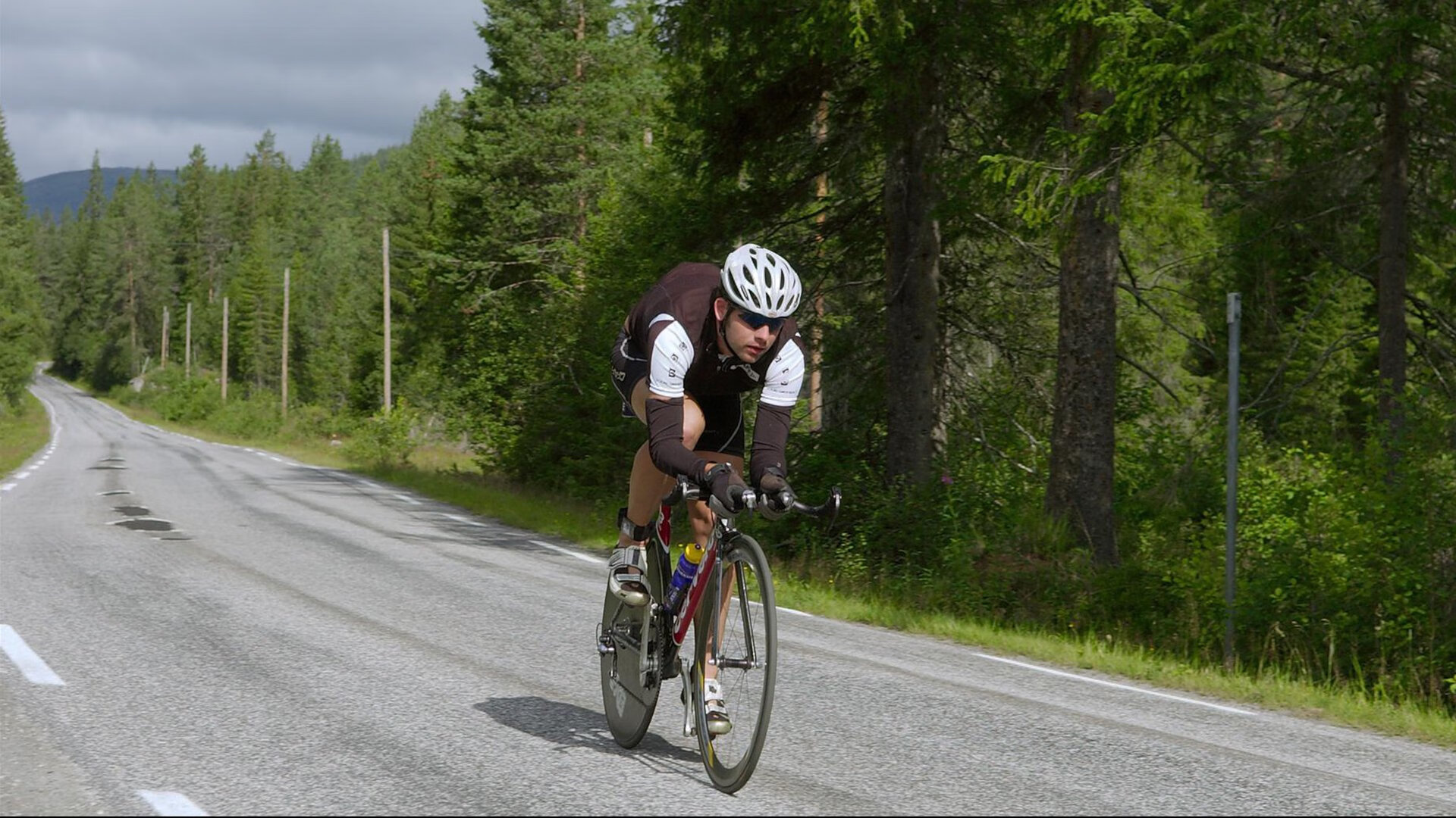 绝境重生！新疆队决胜局力克森林狼，字母哥关键封盖定乾坤