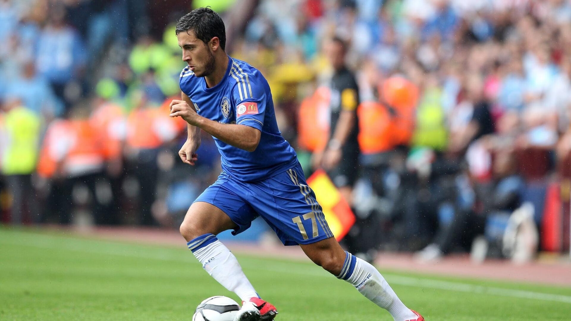 鏖战那不勒斯，布鲁诺状态火热，哥伦比亚遭遇强劲挑战